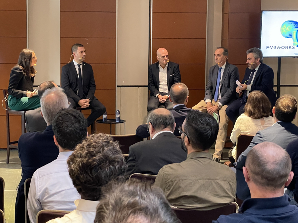 La Junta de Extremadura organiza una jornada para explorar oportunidades en el sector de la defensa